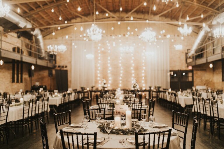 WD20221122TheCapitolRoom15 768x512