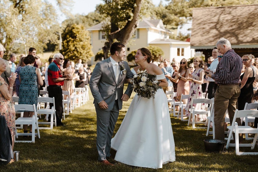 Apple River Weddings