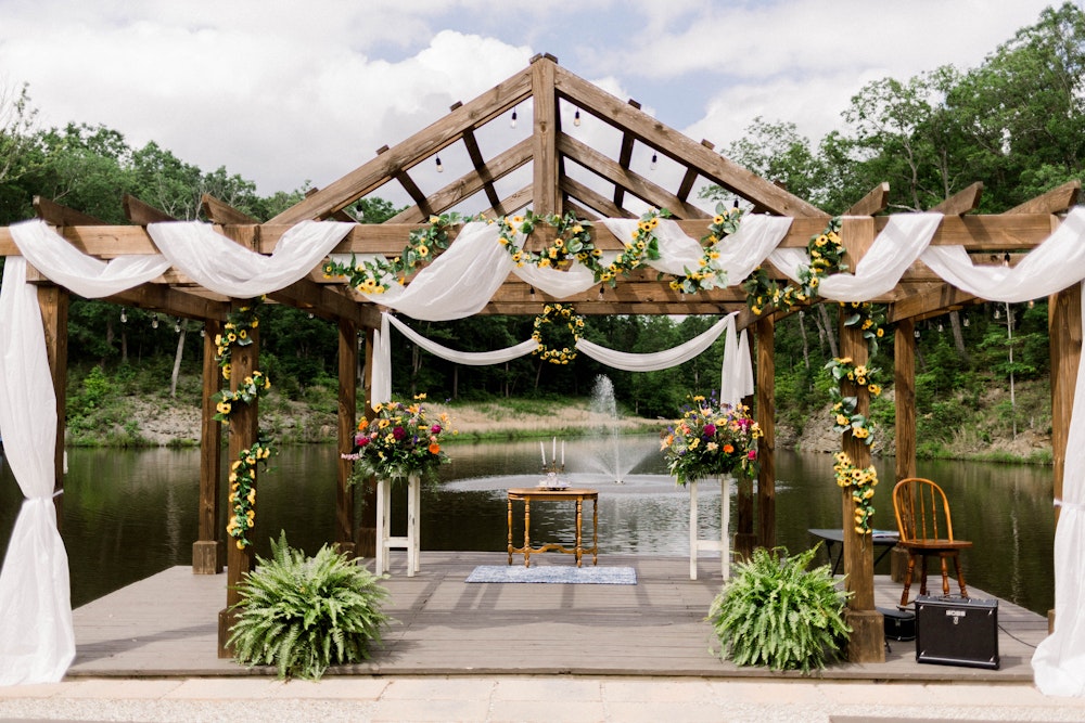 Valley Oaks Wedding Venue